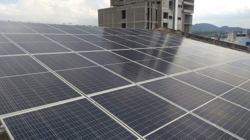 Grfica JK investe em energia solar